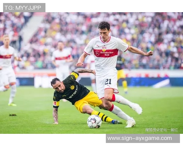 里昂与摩洛哥精彩对决赛果揭晓球迷热议比赛亮点与表现